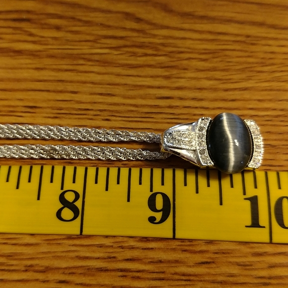 Necklace and earrings set - Picture 5 of 6